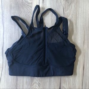 Lululemon Sports Bra with Mesh Zip Size 6